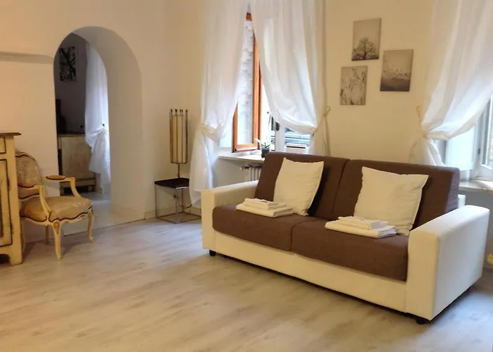 Madama Suite